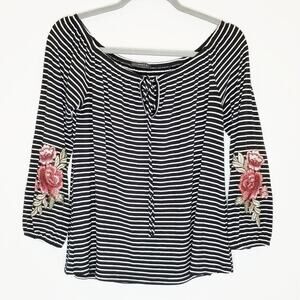 West Kei Black & White Striped Shirt w/ Embroidered Floral Embellishments, Small